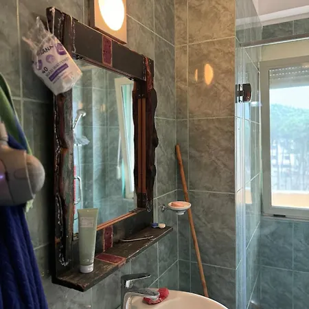 Beachfront , 1-min Walk To Sea