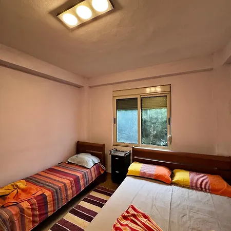 Apartment Beachfront , 1-min Walk To Sea Golem (Tirana)