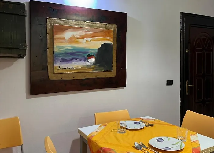 Beachfront , 1-min Walk To Sea Appartement *