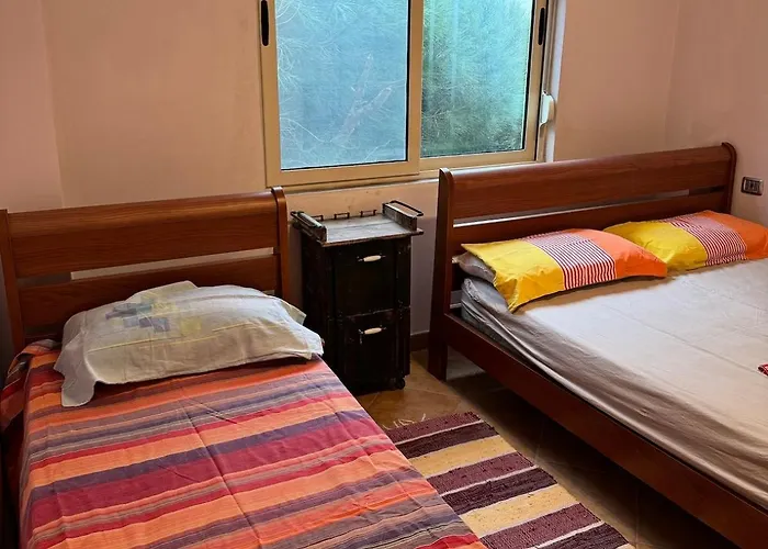 Beachfront , 1-min Walk To Sea Appartement *